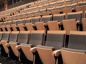 Konferans Koltuğu Seçiminde Dikkat Edilmesi Gerekenler