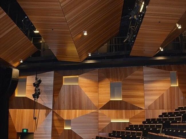 Salon Projelerinde 3D Tasarım ve Sanal Gerçekliğin Önemi