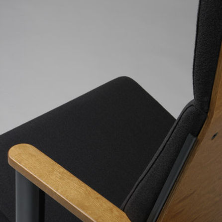 Mina Konferans Koltuğu